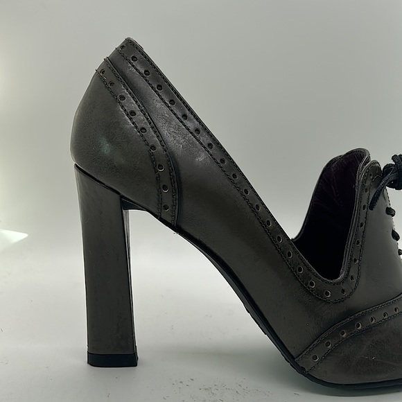 Stuart Weitzman Sexy Dark Gray Leather Heel Ankle Booties Shoes **Size 7.5**🔥🔥 - Picture 6 of 11